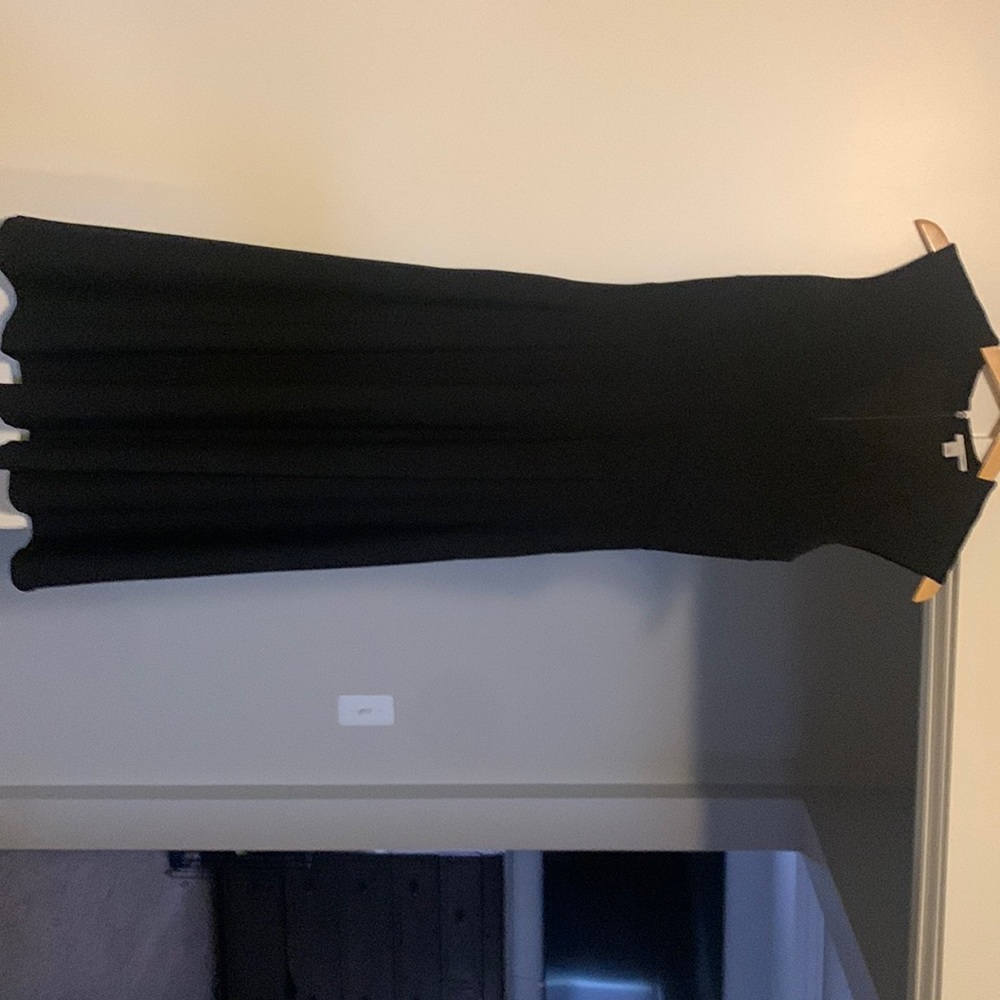 Sleeveless V Neck Aline dress